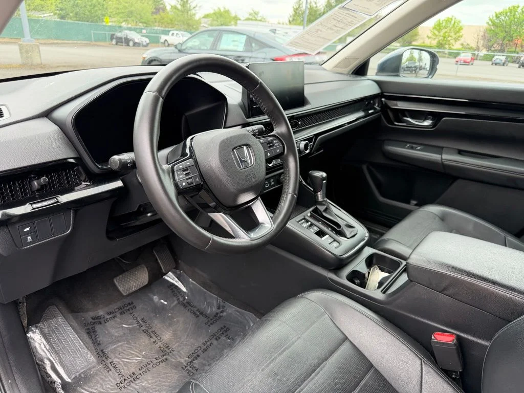 Used 2024 Canyon River Blue Metallic Honda EX-L image 17