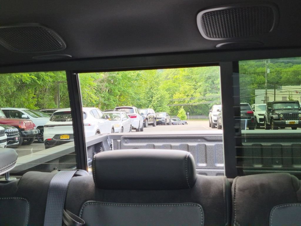 New 2026 Bright White Clear-Coat Exterior Paint RAM Laramie image 21