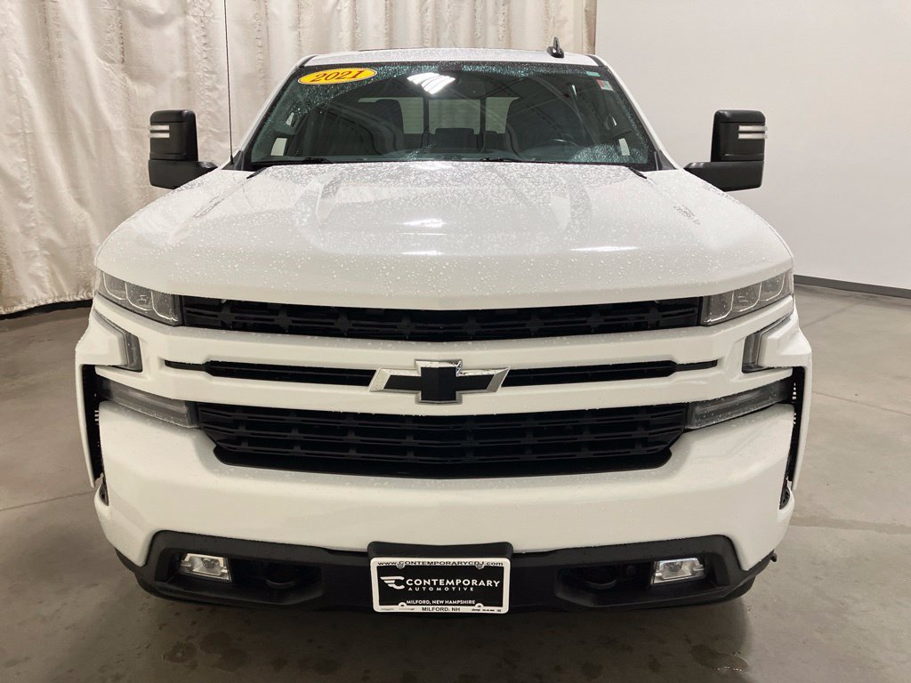 Used 2021 Summit White Chevrolet RST image 22