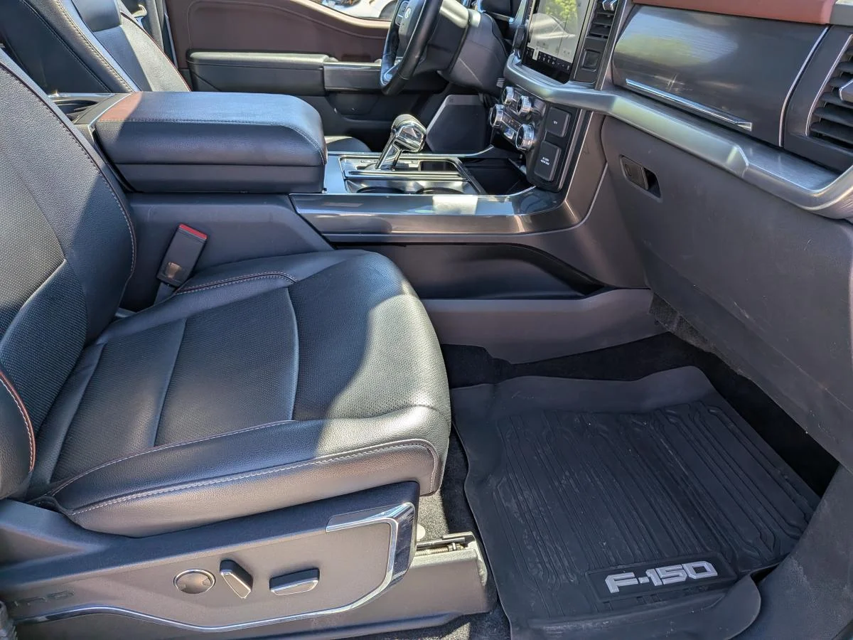 Used 2023 White Ford Lariat image 20