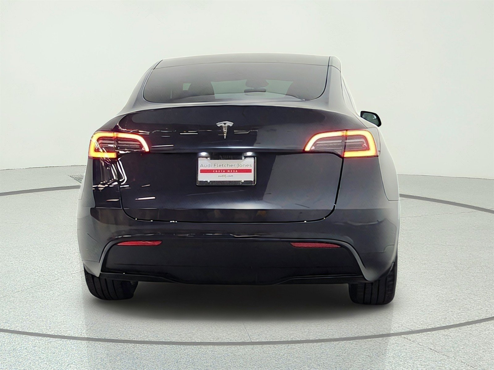 Used 2024 Stealth Grey Tesla Long Range image 6