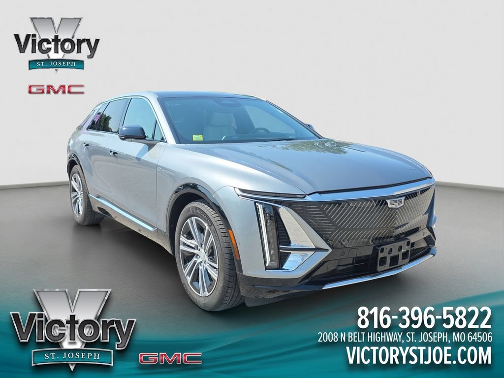 2024 Cadillac Lyriq Luxury 1