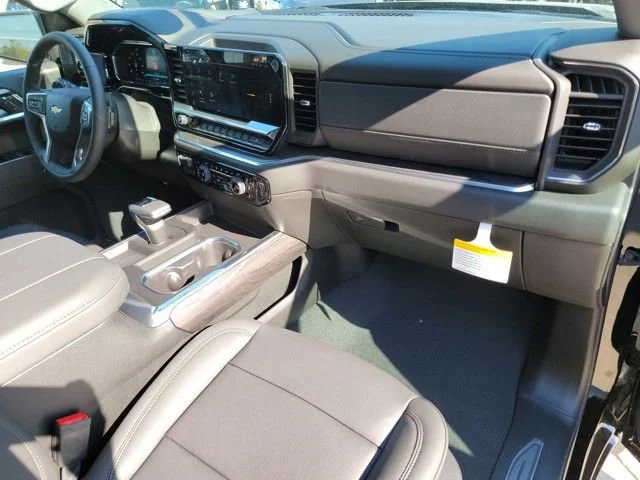 2026 Chevrolet Silverado 1500 LTZ - Photo 18