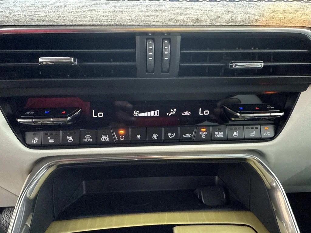 2026 Mazda CX-90 Premium Plus Package - Photo 31