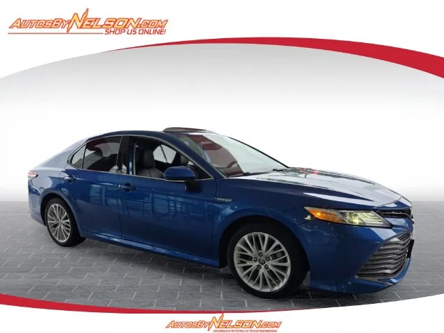 Used 2020 Blue Toyota XLE image 1
