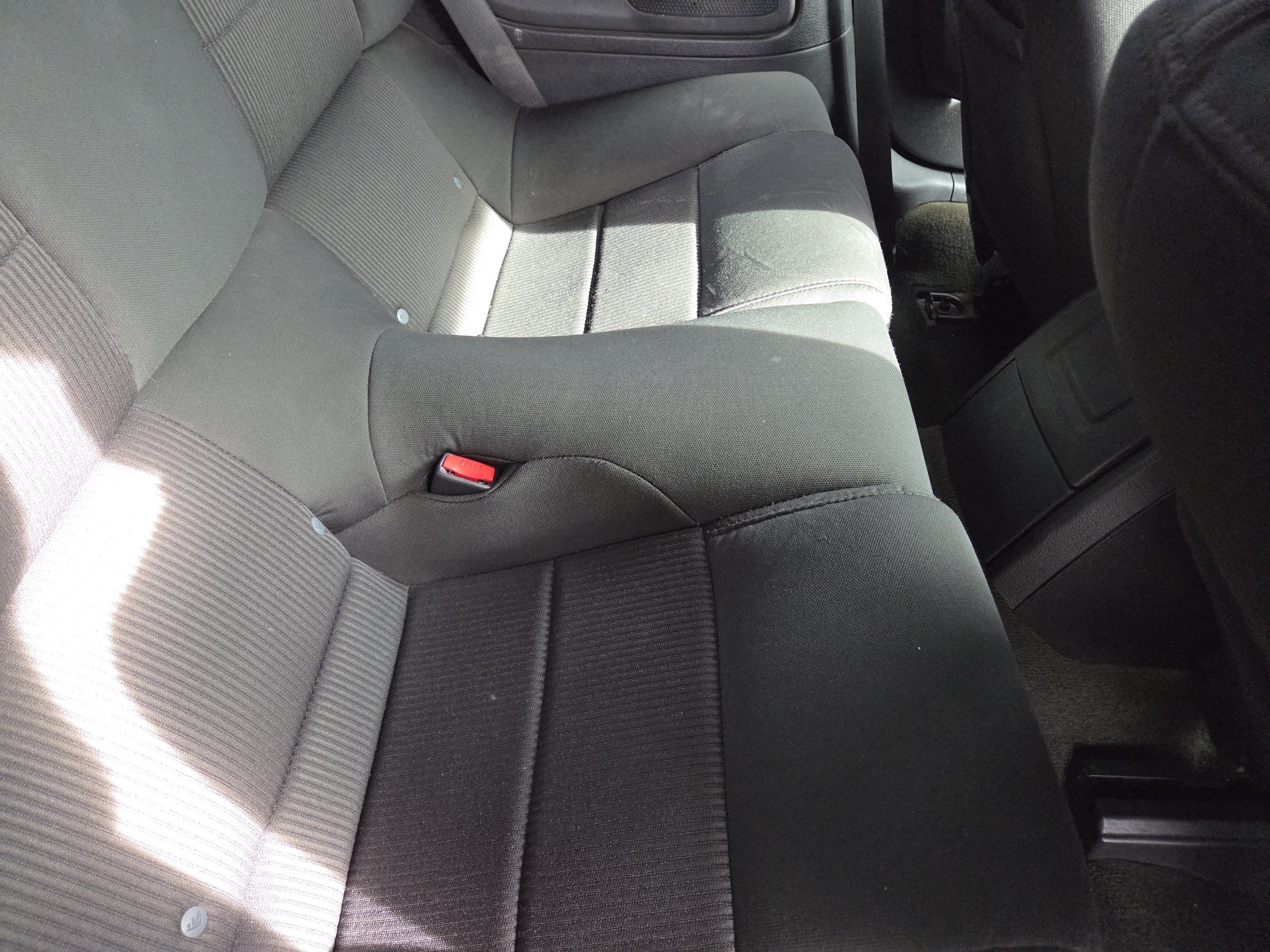 Used 2014 Black Ford V6 image 25