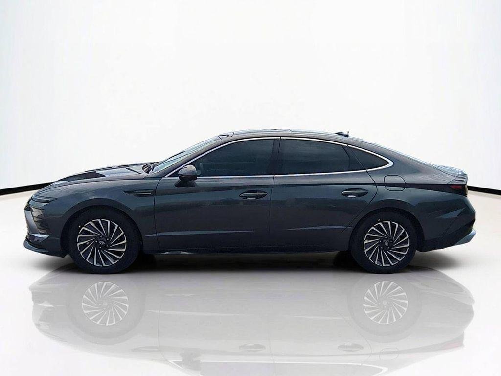 New 2026 Gray Hyundai SEL image 8