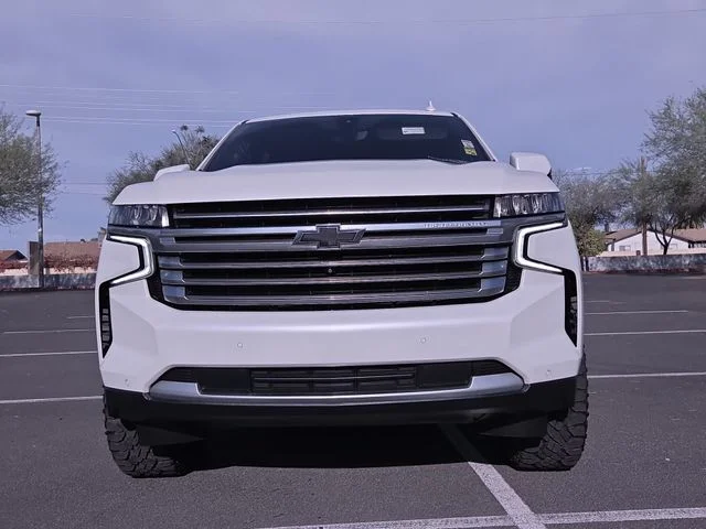 Used 2021 Beige Chevrolet High Country image 2