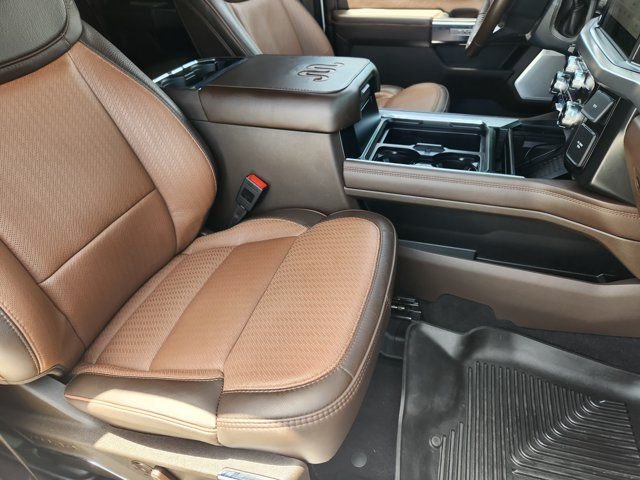Used 2025 White Ford King Ranch image 14