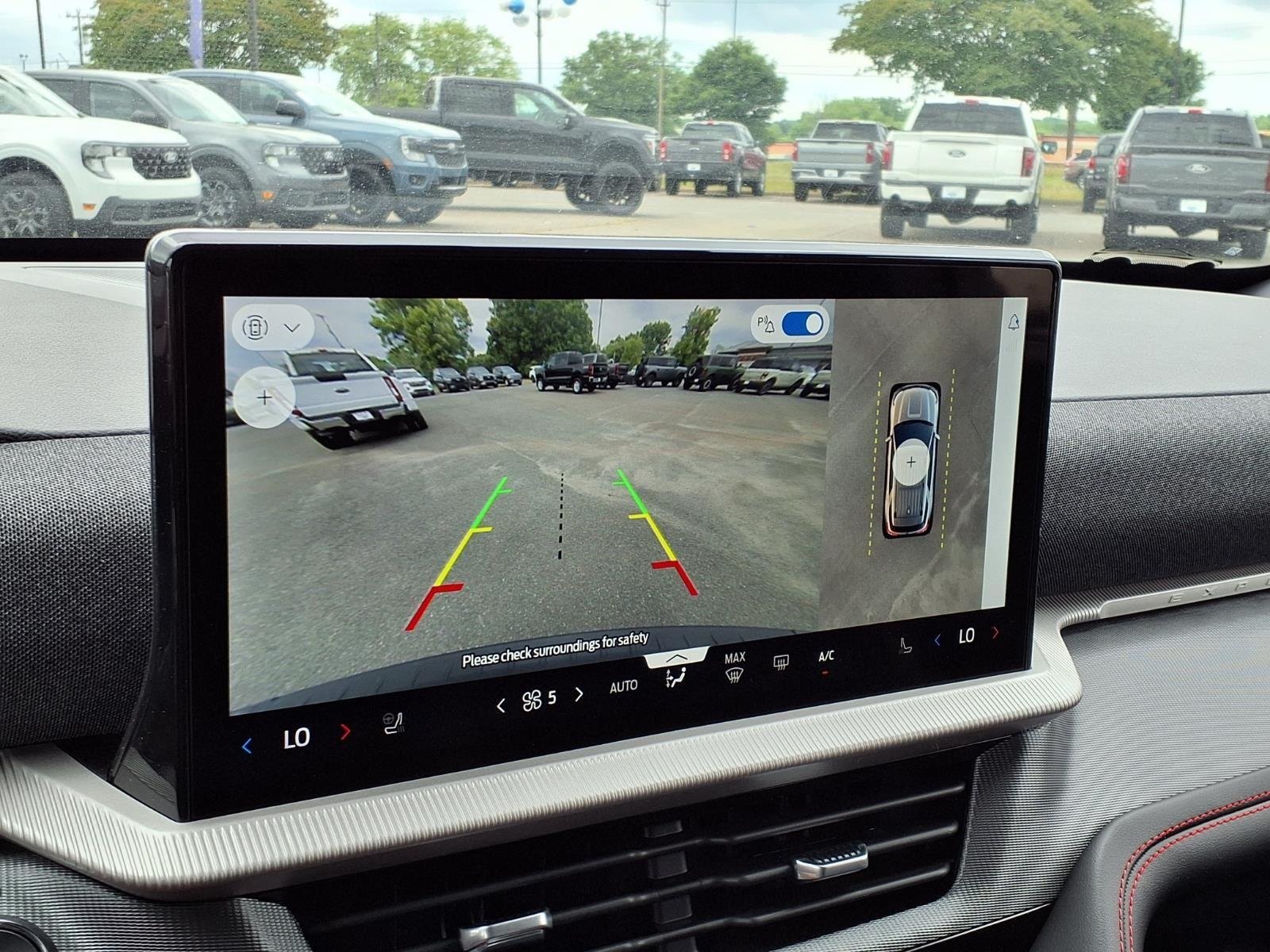 New 2026 Agate Black Metallic Ford ST-Line image 4