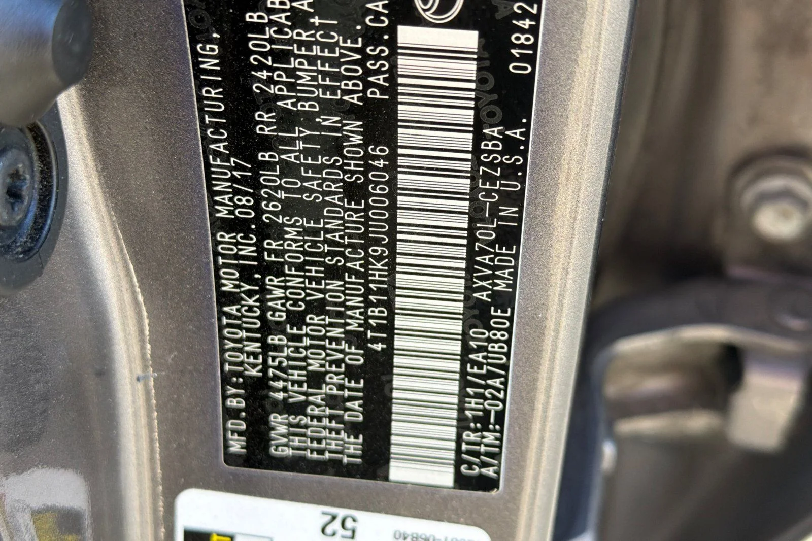 Used 2018 Gray Toyota SE image 28