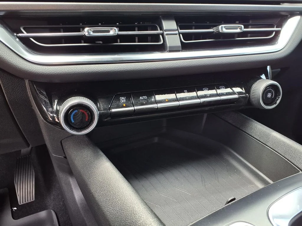 Used 2025 Black Chevrolet LT image 12