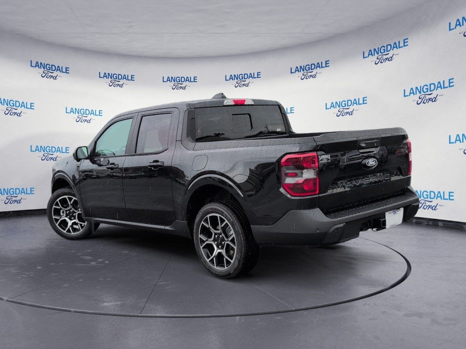 New 2026 Shadow Black Ford Lariat image 9