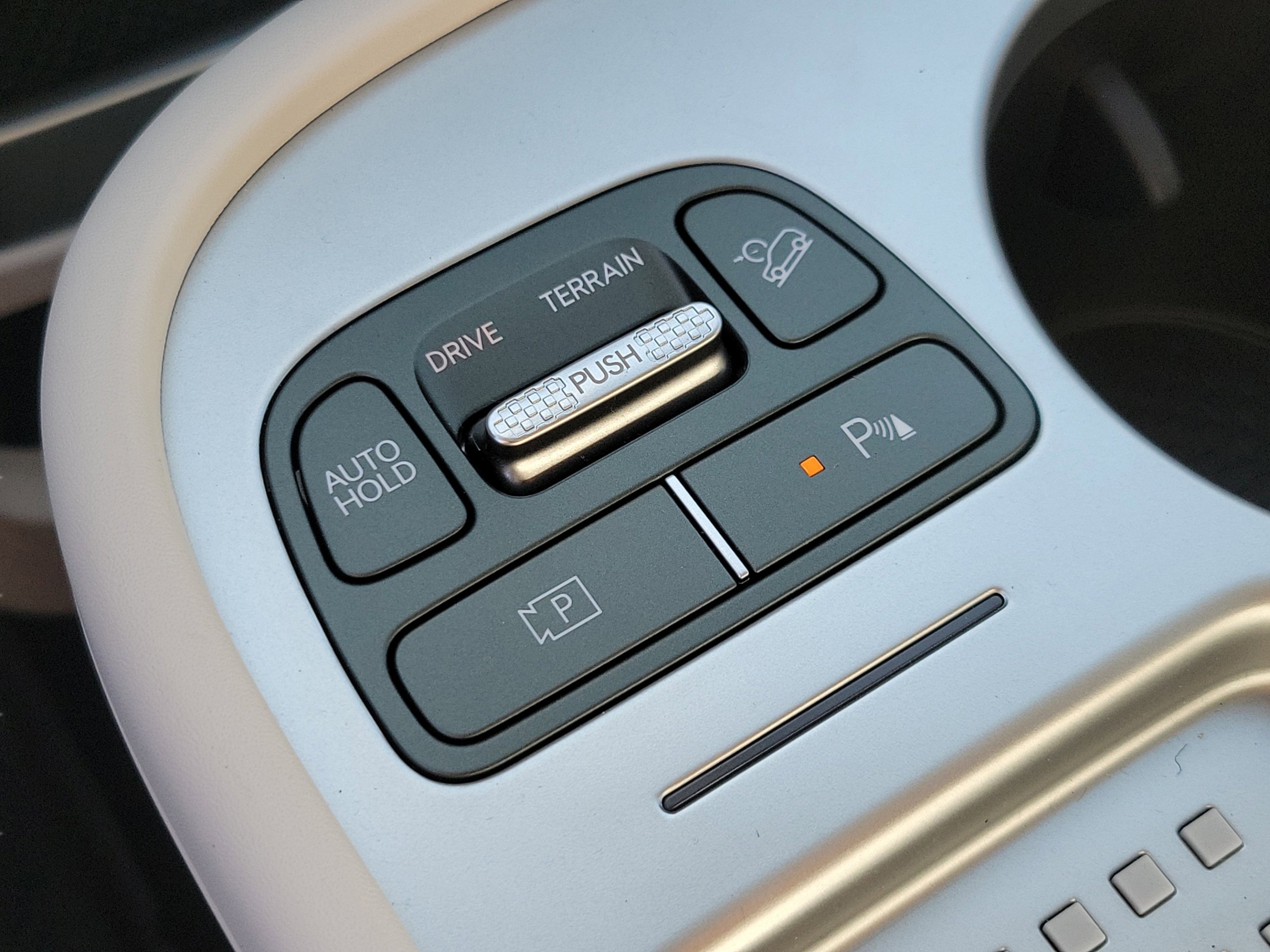 2026 Hyundai IONIQ 9 SE - Photo 27