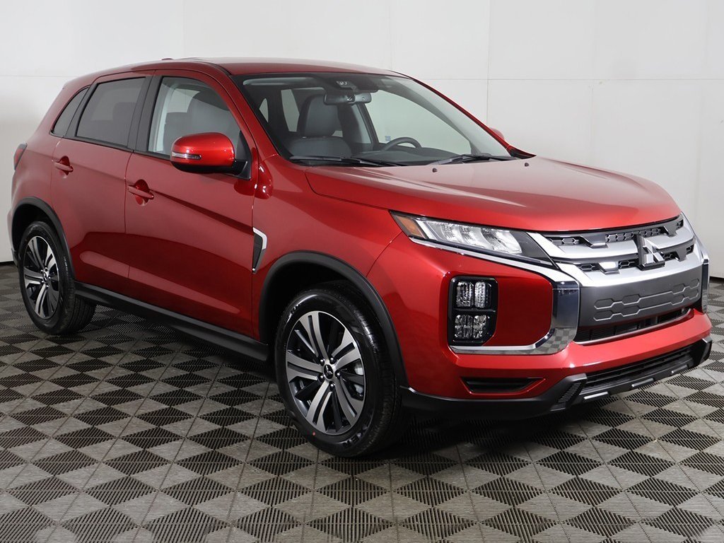 2025 Mitsubishi Outlander Sport SE photo 2