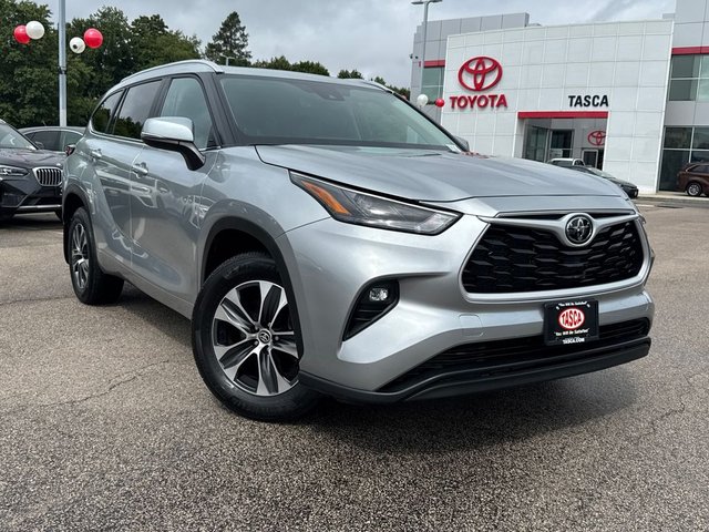 2025 Toyota Highlander XLE
