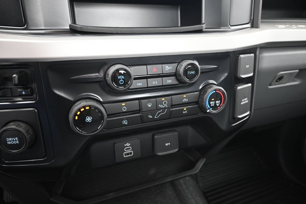 New 2027 Oxford White Ford XL image 14
