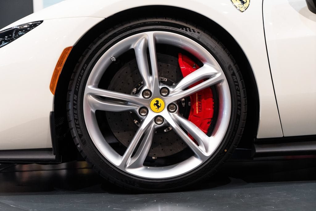 Certified Used 2025 Bianco Avus Ferrari  image 12
