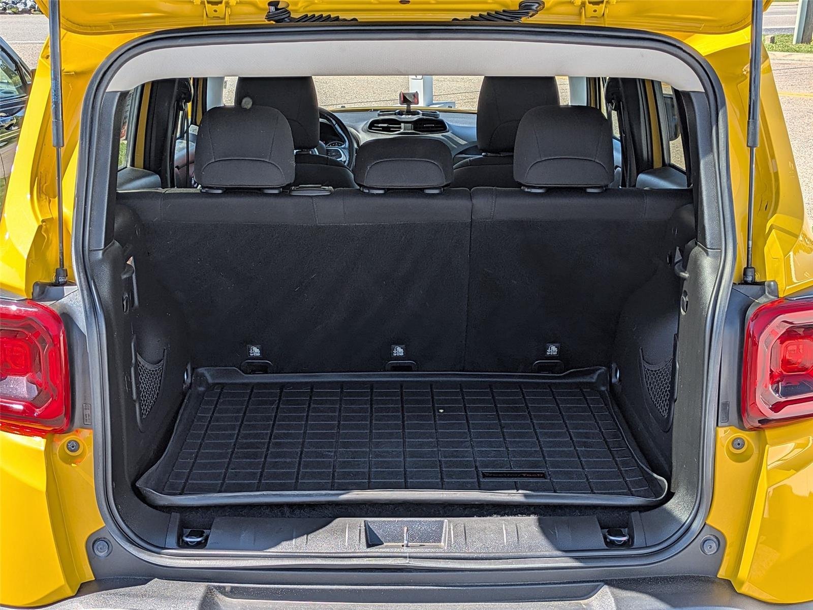 Used 2019 Solar Yellow Clearcoat Jeep Trailhawk image 34