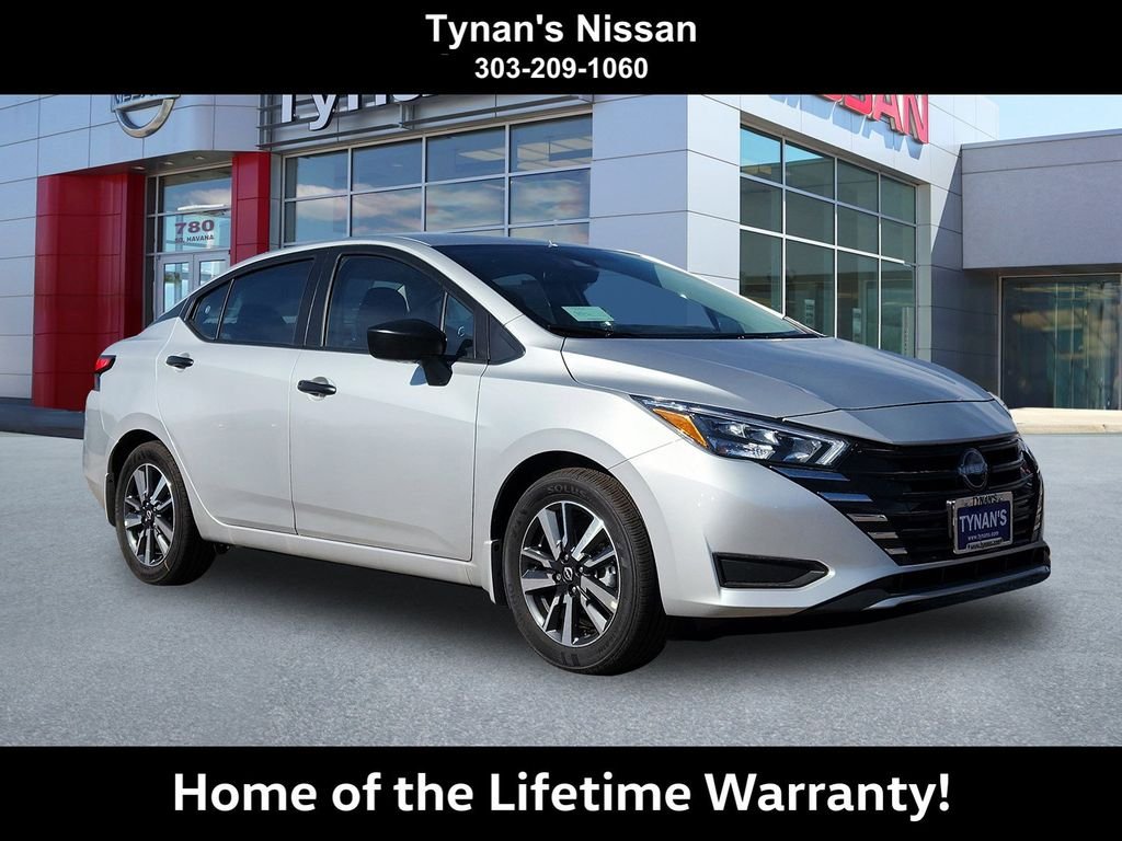 2025 Nissan Versa 1.6 S CVT's photo