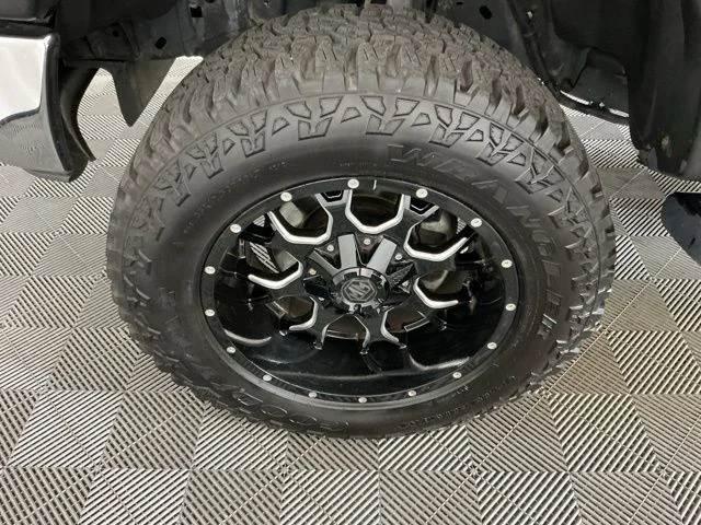 Used 2010  Ford XLT image 24