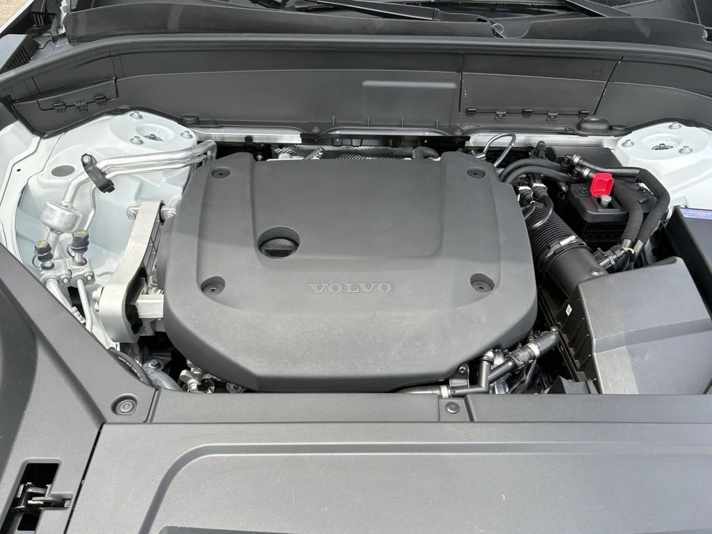 2026 Volvo XC90 Plus - Photo 27