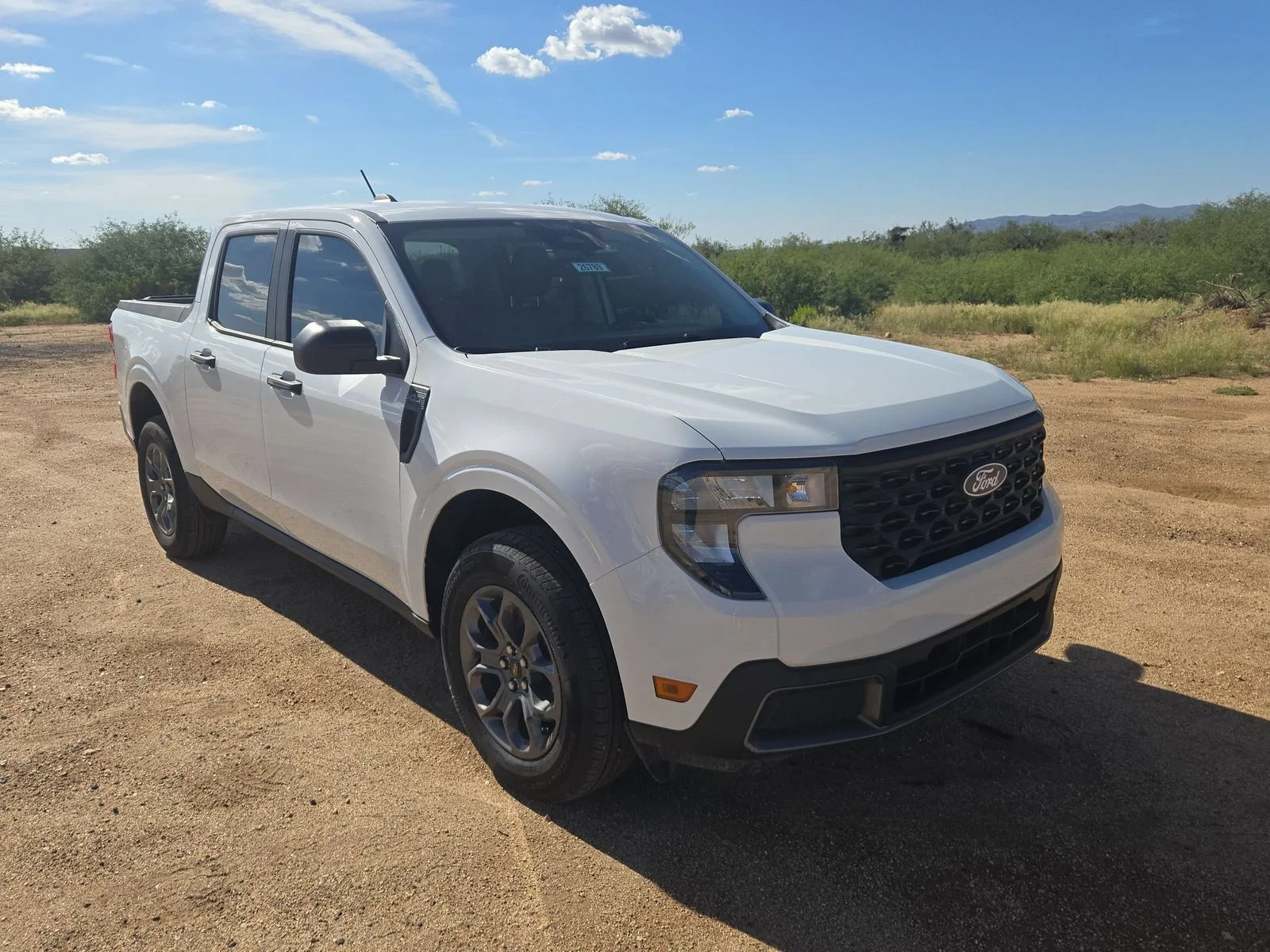 New 2026 Oxford White Ford XLT image 3