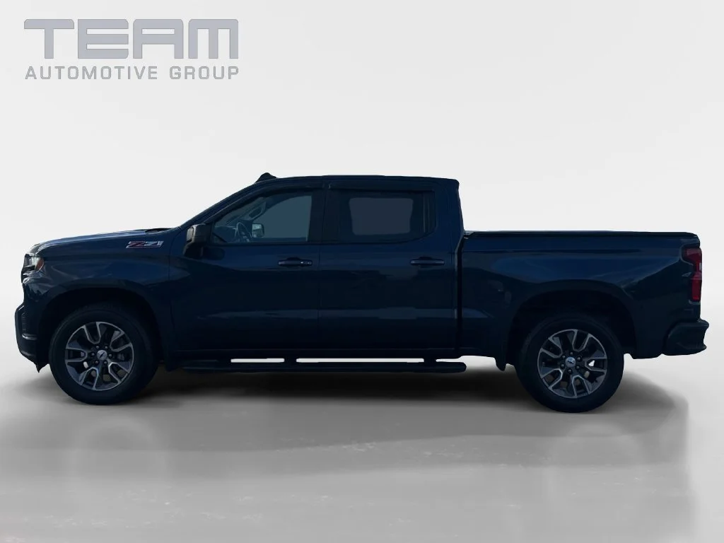 Used 2020 Blue Chevrolet RST image 4