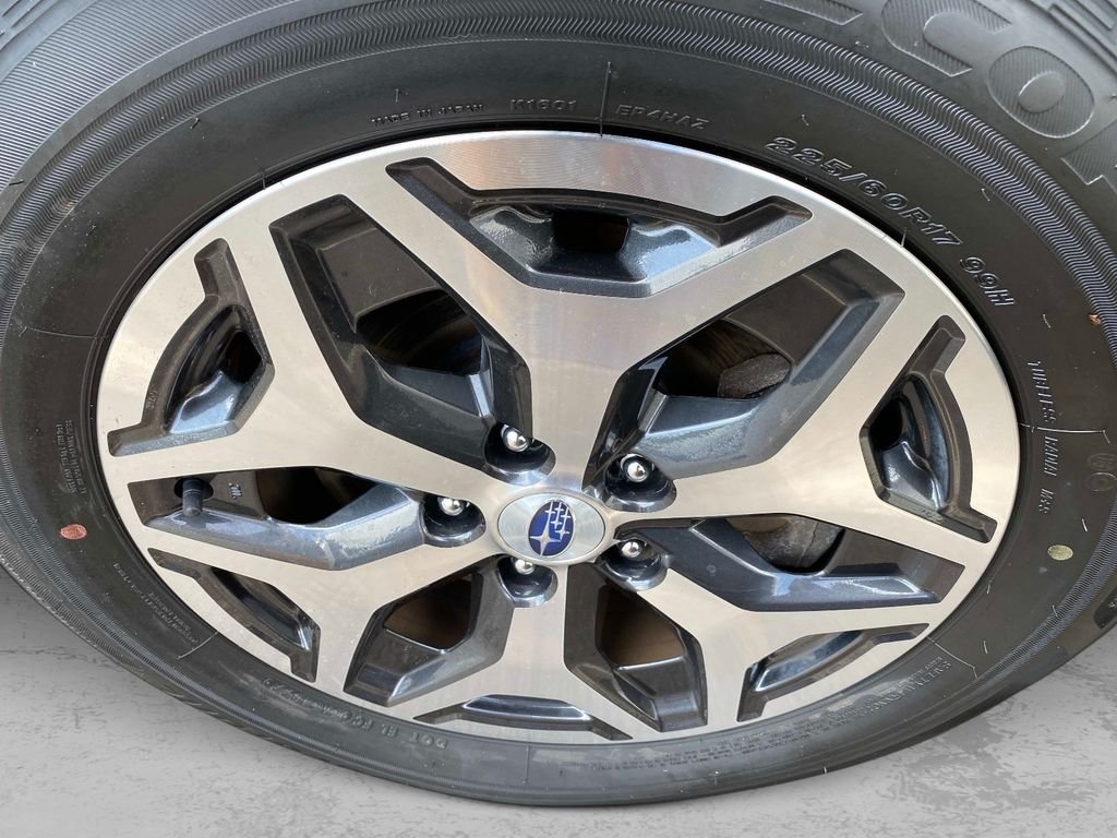 Used 2023 Gray Subaru Premium image 30