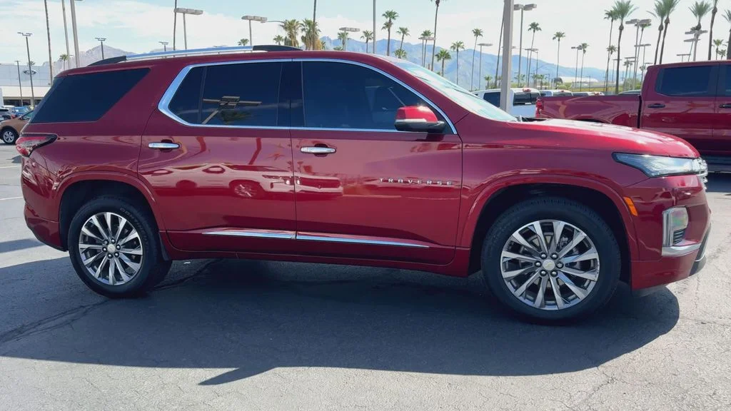 Used 2023 Red Chevrolet Premier image 3