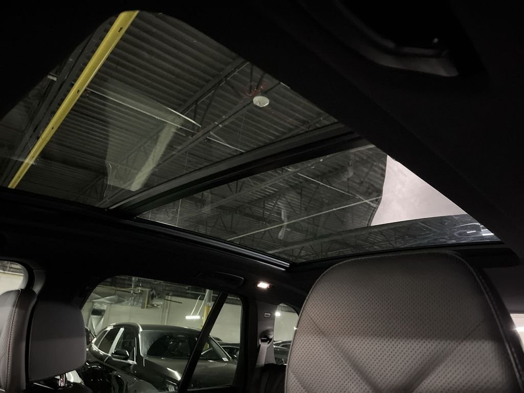 New 2026 Black Sapphire Metallic BMW xDrive40i image 22