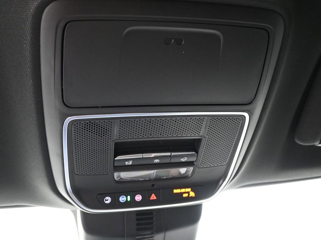 2026 Buick Enclave Avenir - Photo 23