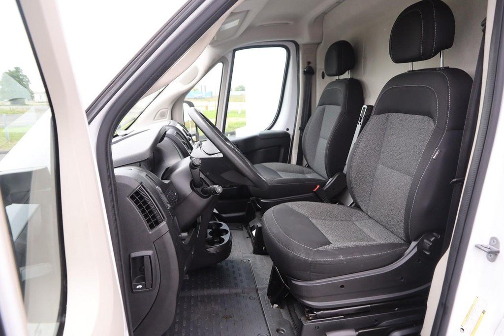 Used 2019 Bright White Clearcoat Ram 2500 High Roof 136" WB image 10