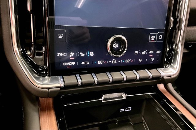 Used 2026 Onyx Black GMC Denali image 31