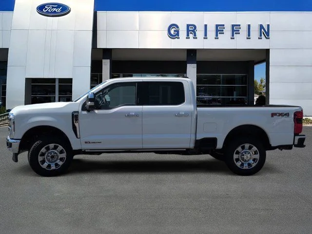 New 2026 Star White Metallic Tri-Coat Ford F-350® King Ranch® image 10