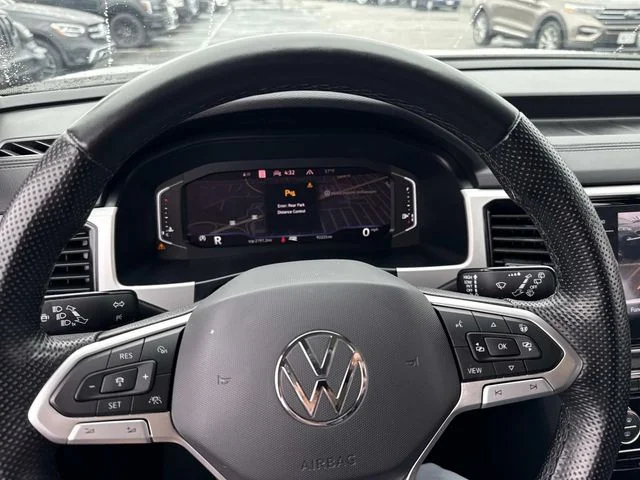 Used 2023 White Volkswagen 3.6L V6 SEL R-Line image 37