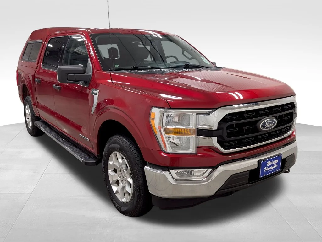 Certified Used 2021 Rapid Red Metallic Tinted Clearcoat Ford XLT image 24