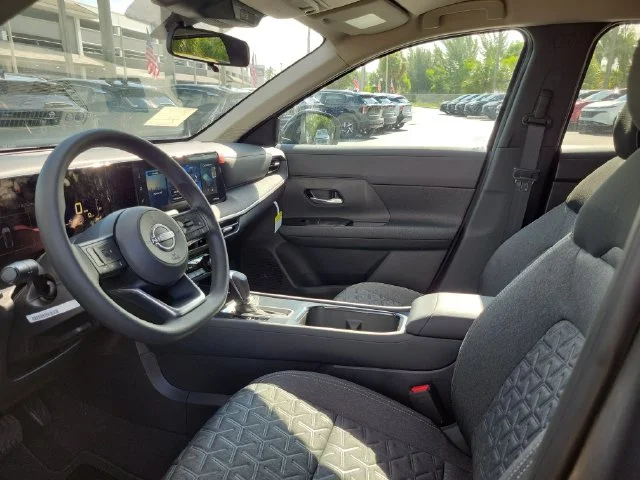 New 2027 Gun Metallic Nissan SV image 12