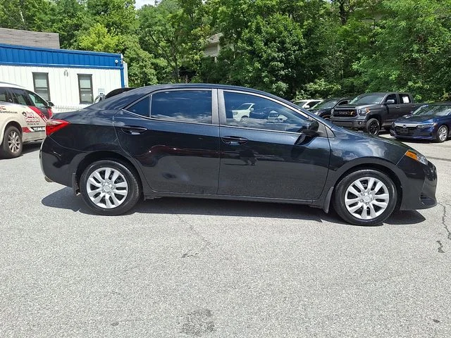 Used 2018 Black Toyota LE image 13