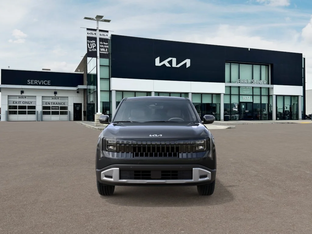 New 2027 Gray Kia S image 2