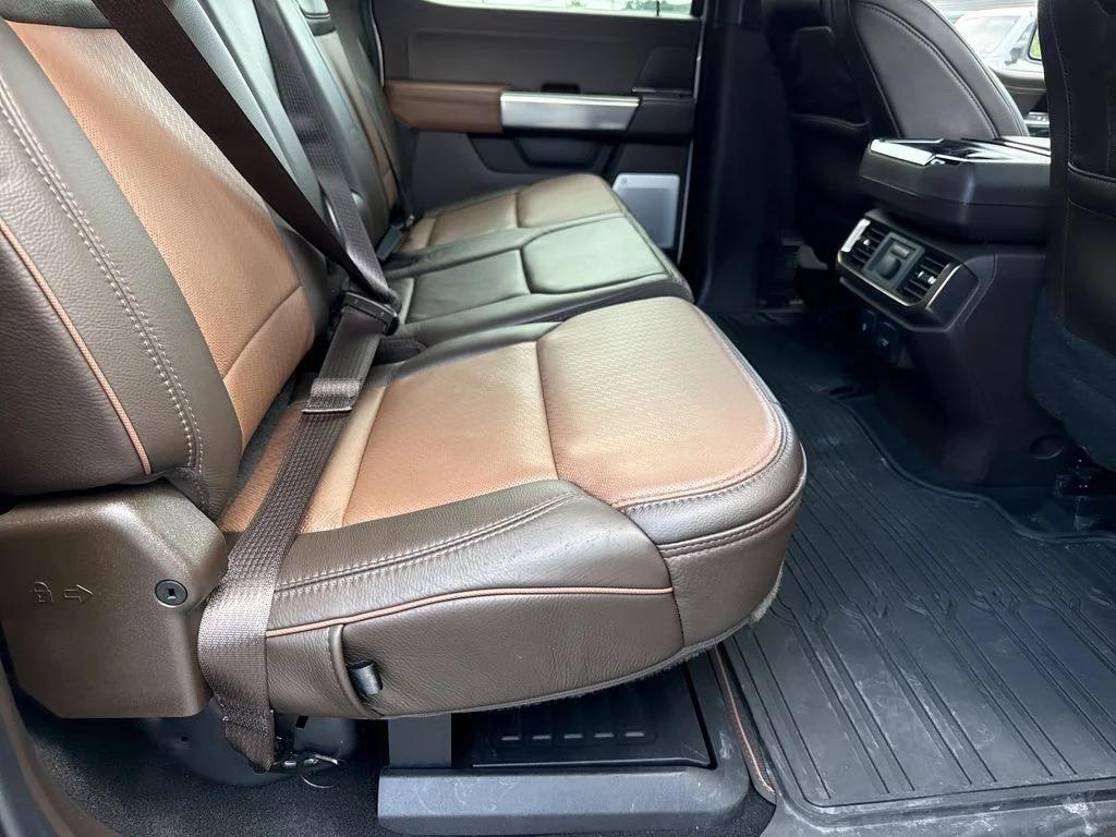 Used 2025 White Ford King Ranch image 16