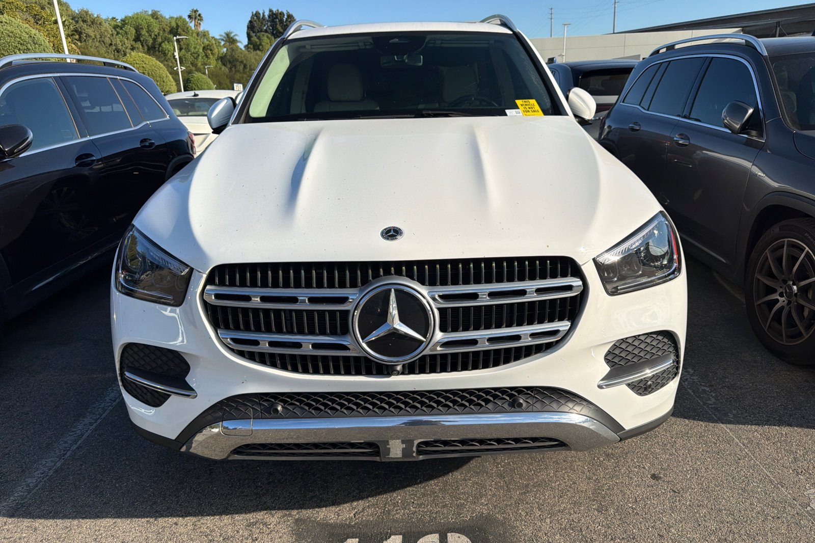 Used 2025  Mercedes-Benz GLE 450e image 3