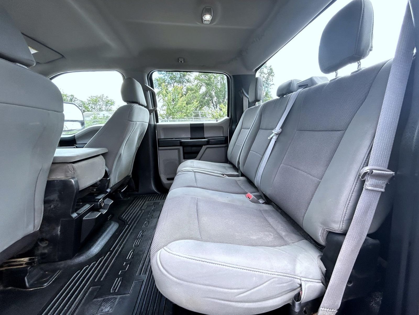 Used 2019 White Ford XL image 19