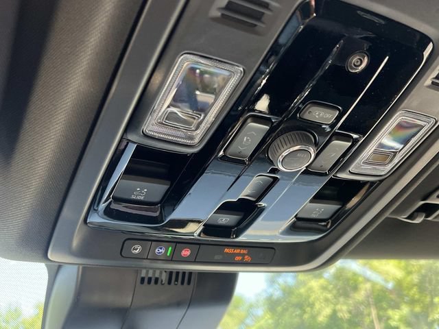 2026 GMC Yukon XL Denali Ultimate - Photo 31