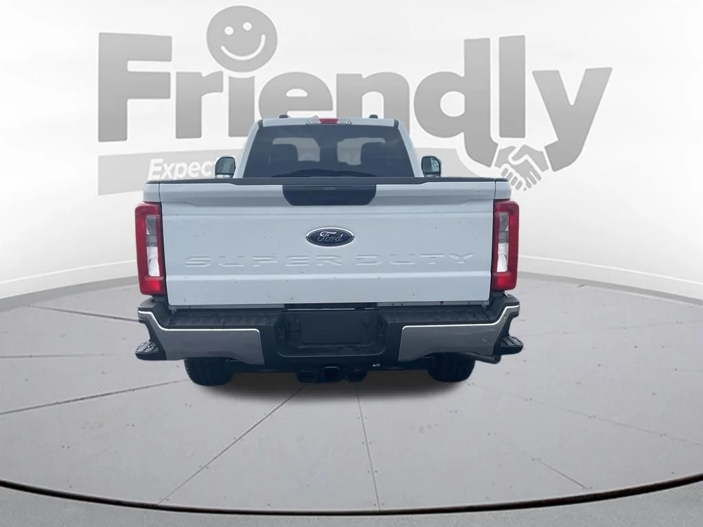 New 2026 Oxford White Ford F-250® XLT image 6