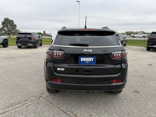 Certified Used 2022 Diamond Black Jeep Limited image 6