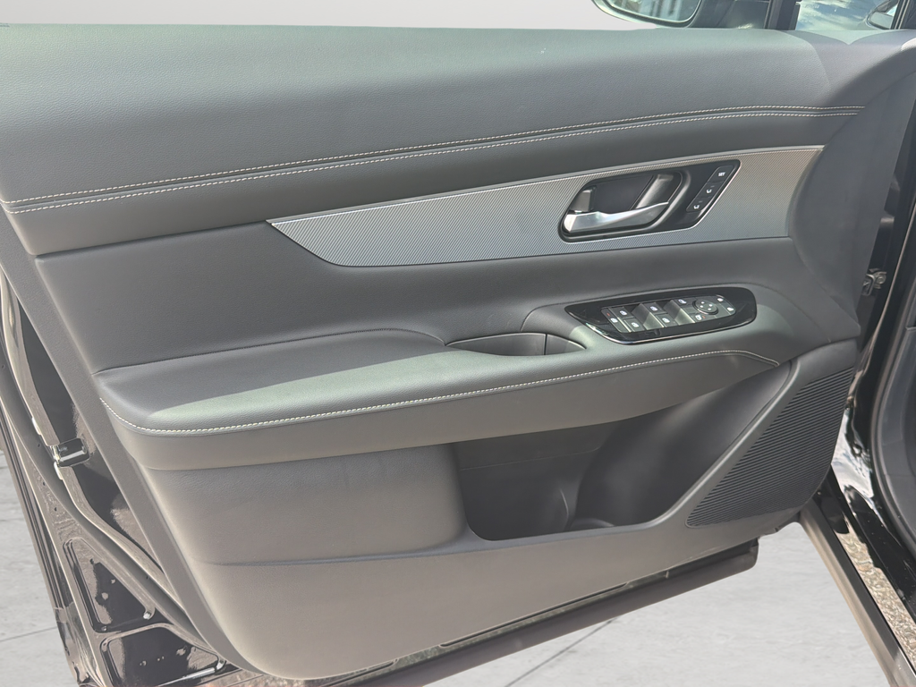 New 2026 Black Nissan SL image 20