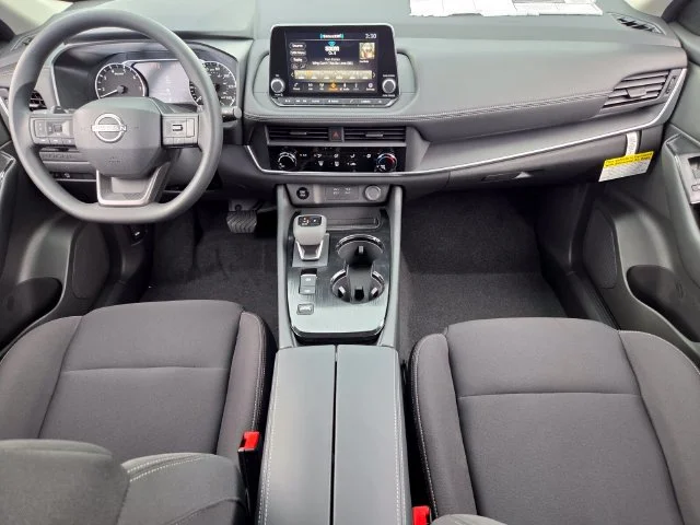 New 2026 Glacier White Nissan S image 13