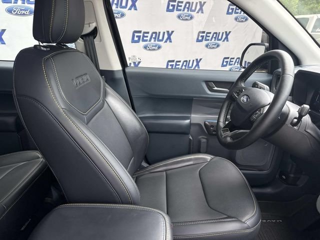 Used 2025 Black Ford Lobo Standard image 25