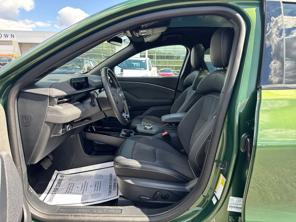 Used 2024 Green Metallic Ford GT image 30
